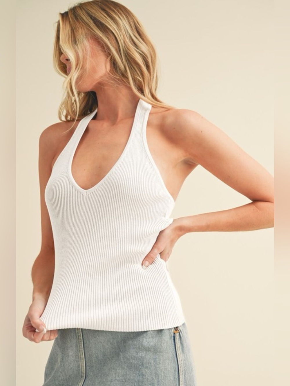 Aemi + Co Ribbed Halter Neck Cami